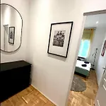 2br Supercentral With Variable Beds By Nw * Budapest