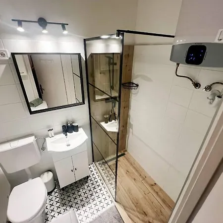 2Br Supercentral Apartment With 4 Beds By Nw Lägenhet