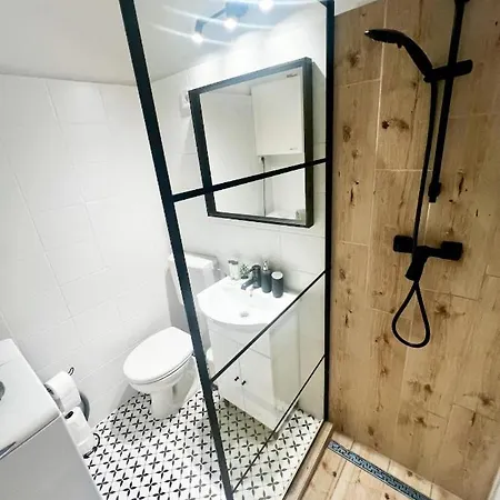 2Br Supercentral Apartment With 4 Beds By Nw Lägenhet Budapest