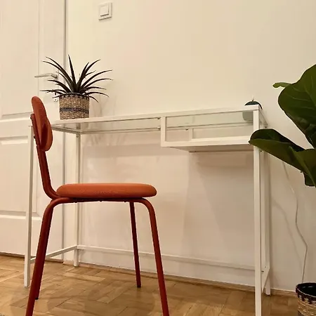 2Br Supercentral Apartment With 4 Beds By Nw Lägenhet *